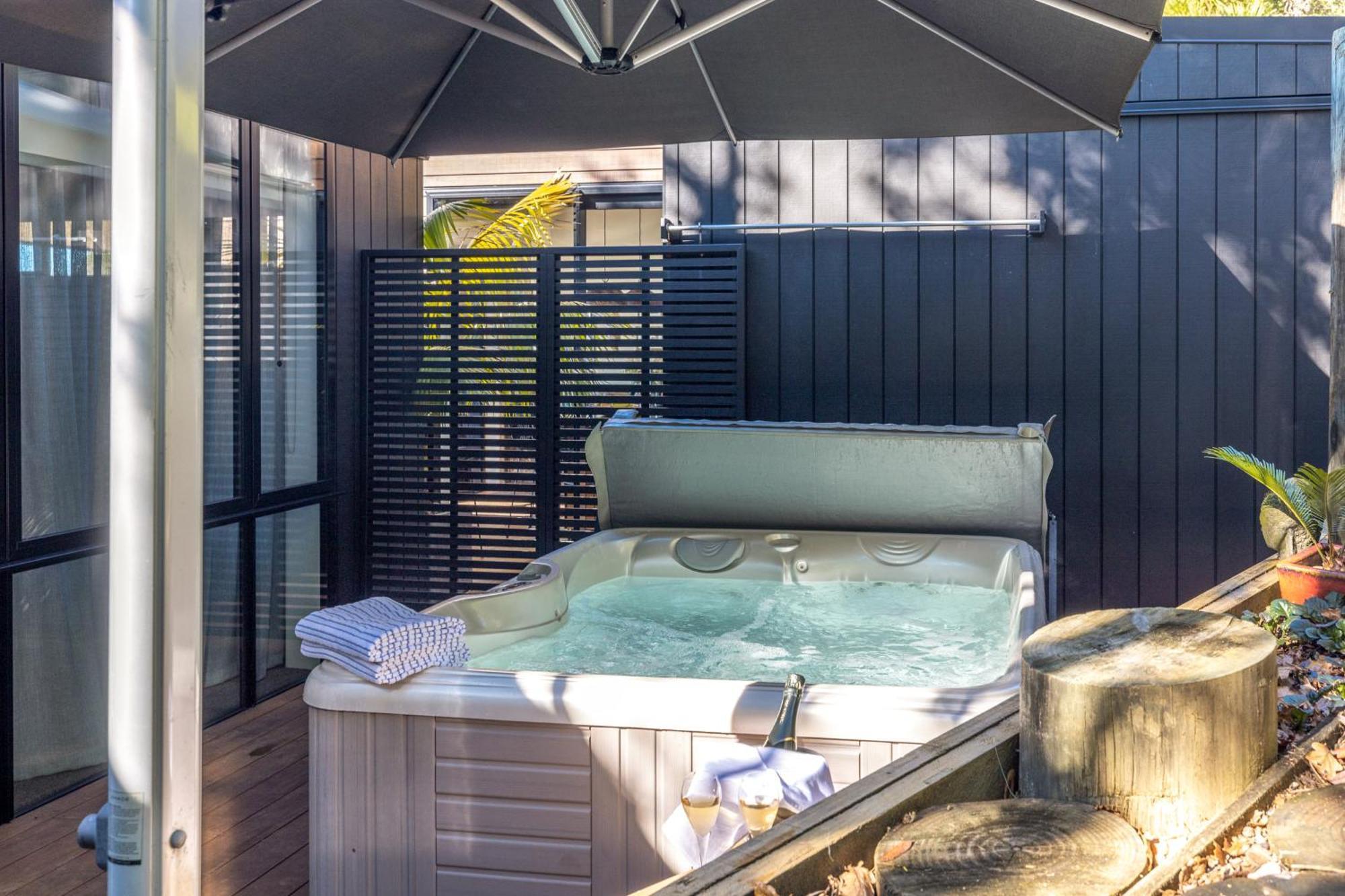 Villa Wave Song - Waiheke Escapes Onetangi Exterior foto
